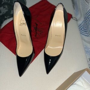 So Kate Patent Pointed-Toe Red Sole Pump